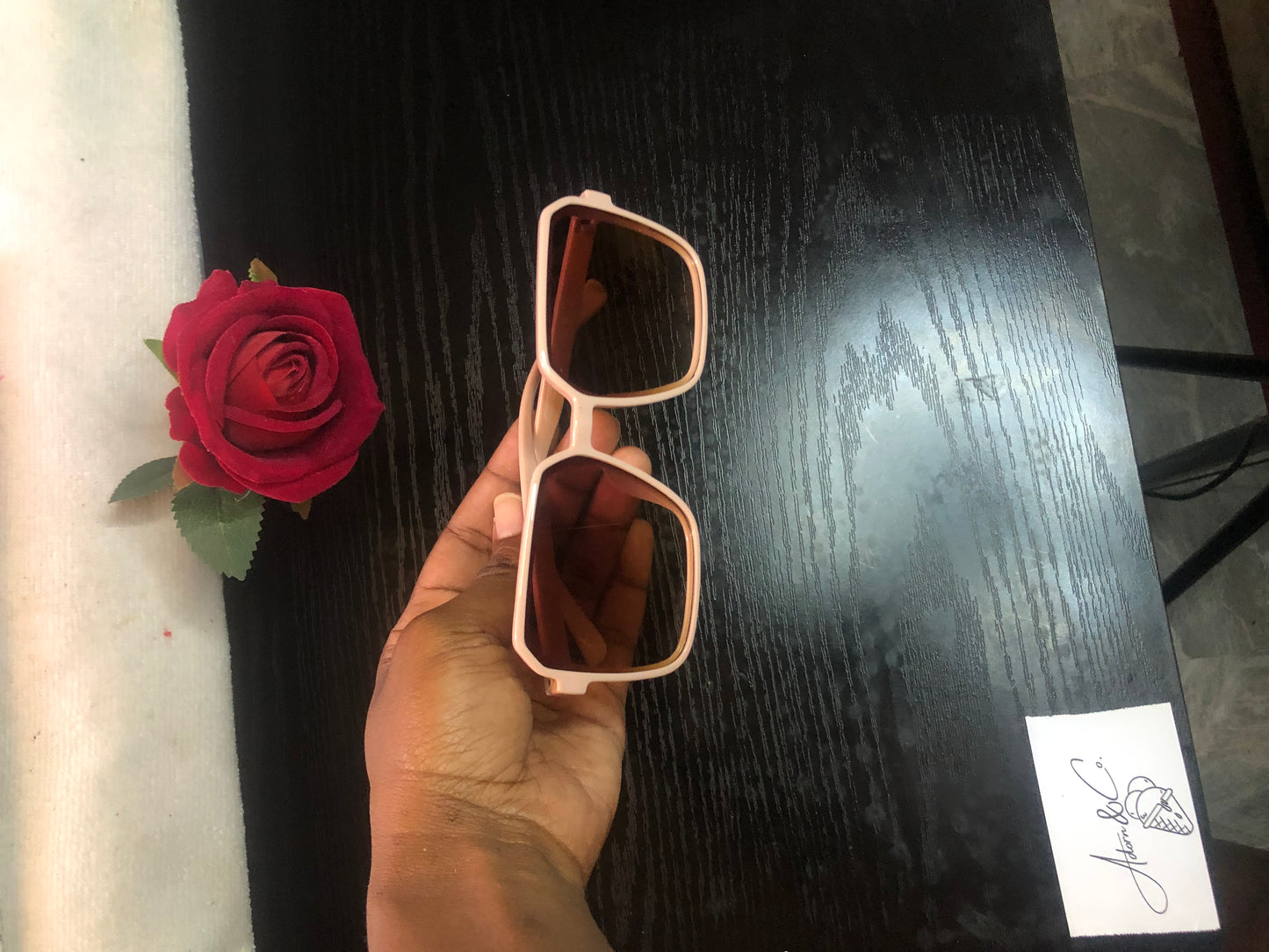 1 pc Boujie Glasses - Randomized